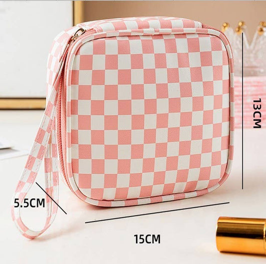 TRAVEL CHECKER MAKEUP COSMETIC POUCH BAG | 40P537