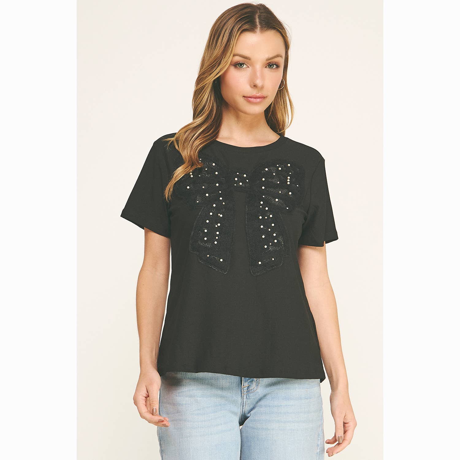 EMBELLISHED BOW RELAXED TEE