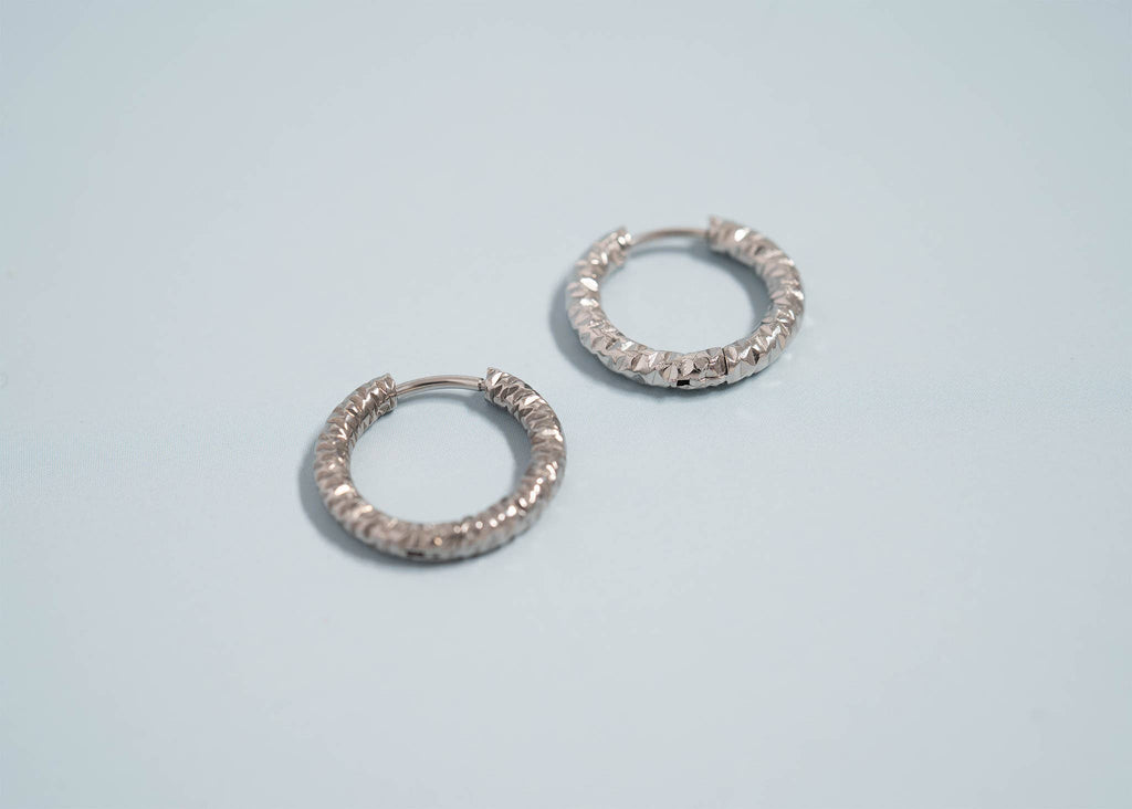 18K Gold PVD Stainless Steel Textured Huggie Hoop Earrings / ERJ0012