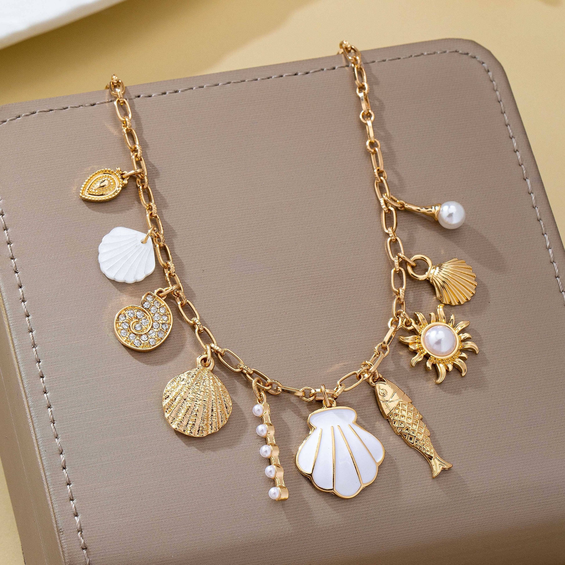 Charm Necklace-Ocean Seashell Fish Pearl | 80N92949