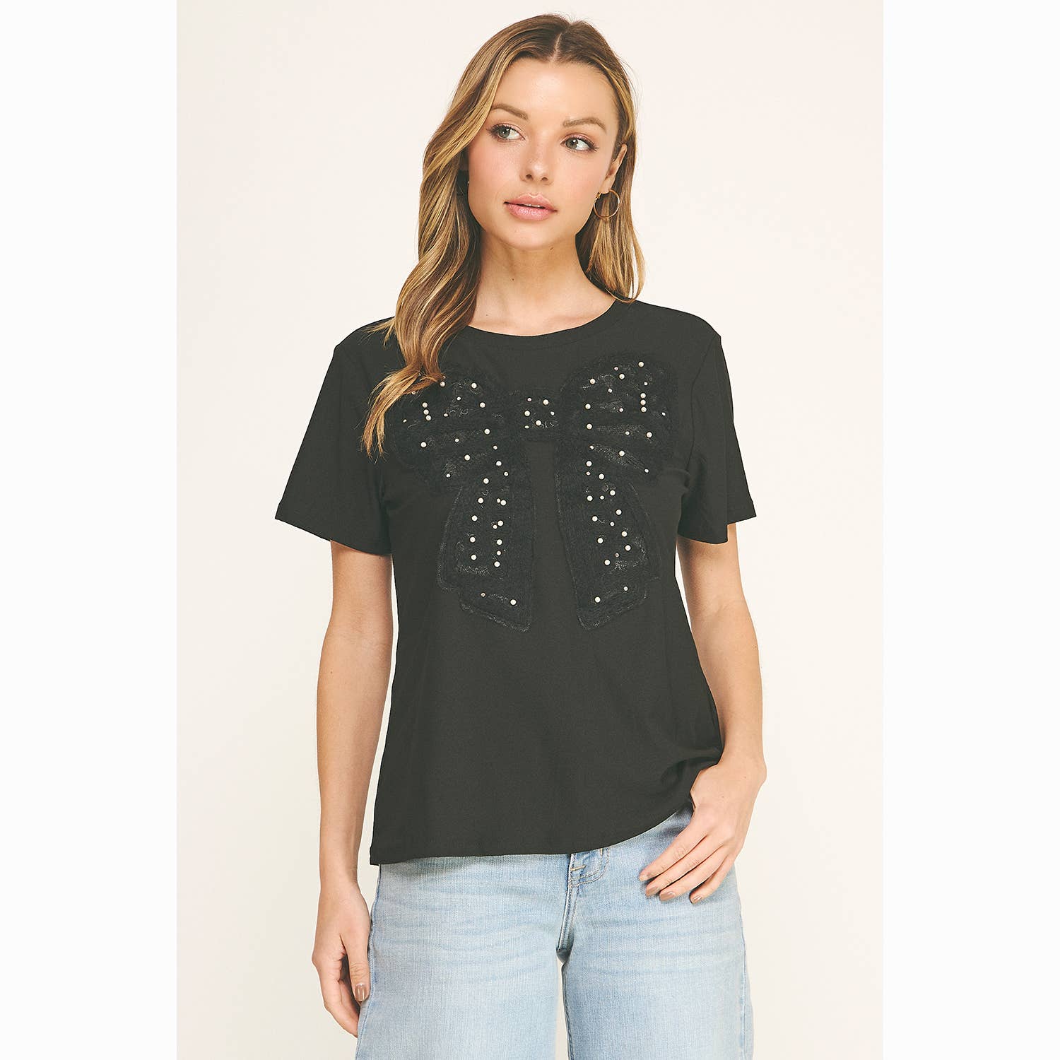 EMBELLISHED BOW RELAXED TEE