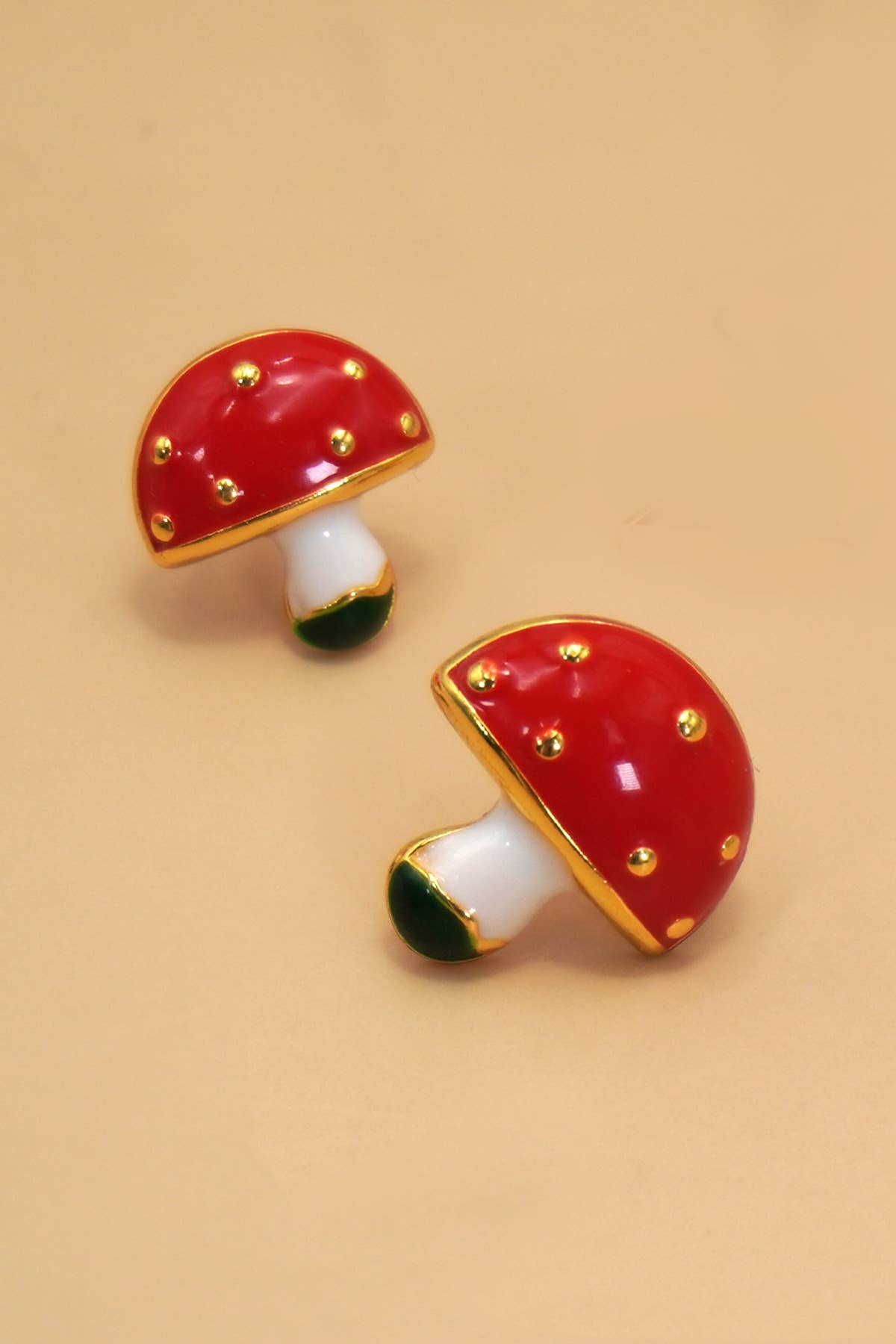 PLAYFUL COTTAGECORE COLLECTION EARRINGS | 40E366