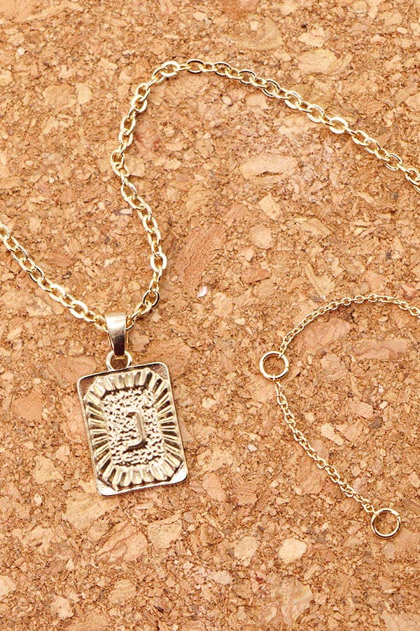PETITE DELICATE INITIAL PENDANT NECKLACE | 31N21329