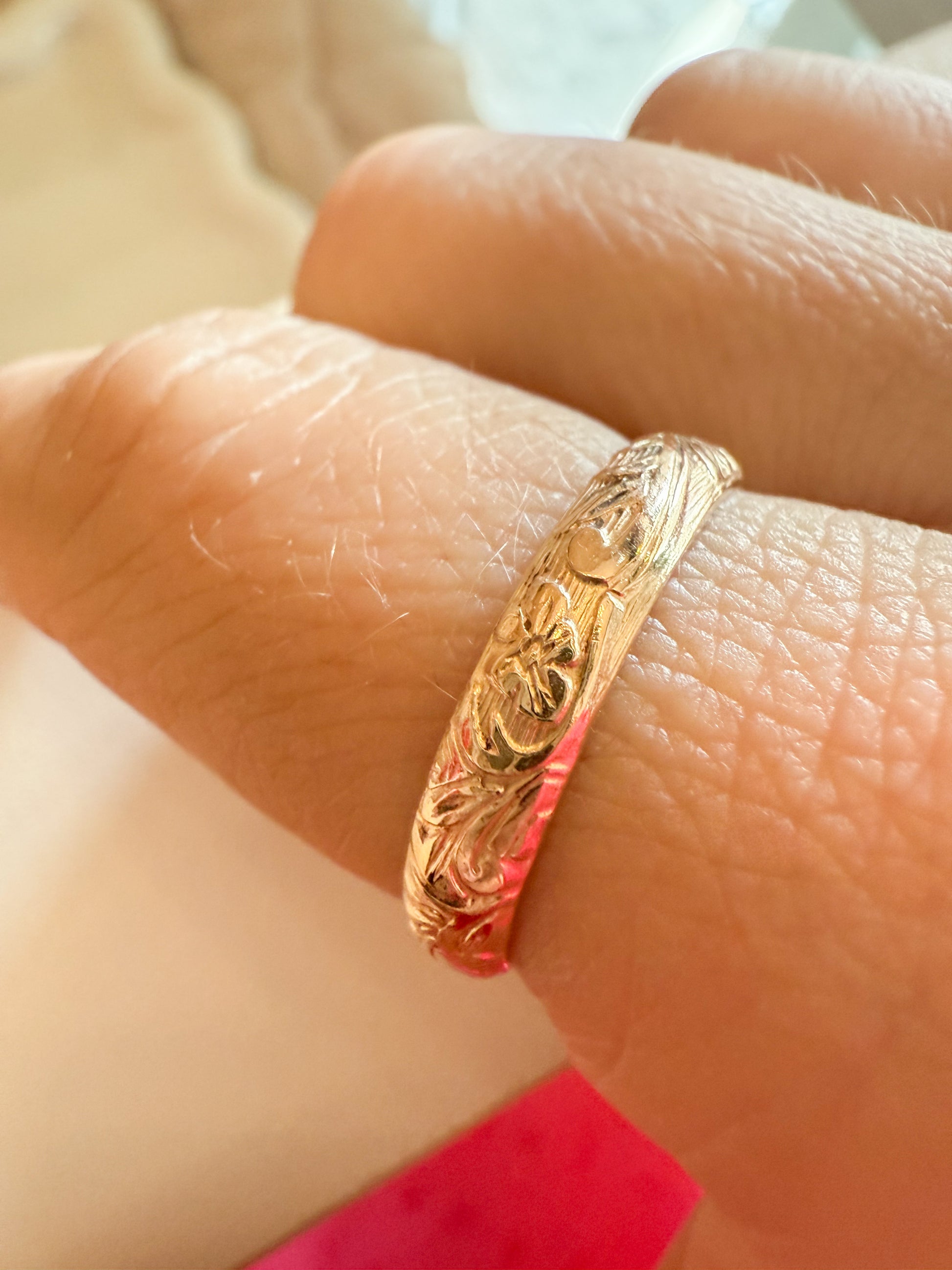 Floral Patterned Gold Filled Ring Band