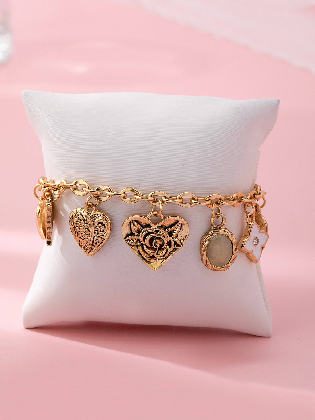 Gold Charm Bracelet with Hearts & Flowers | 80B1652