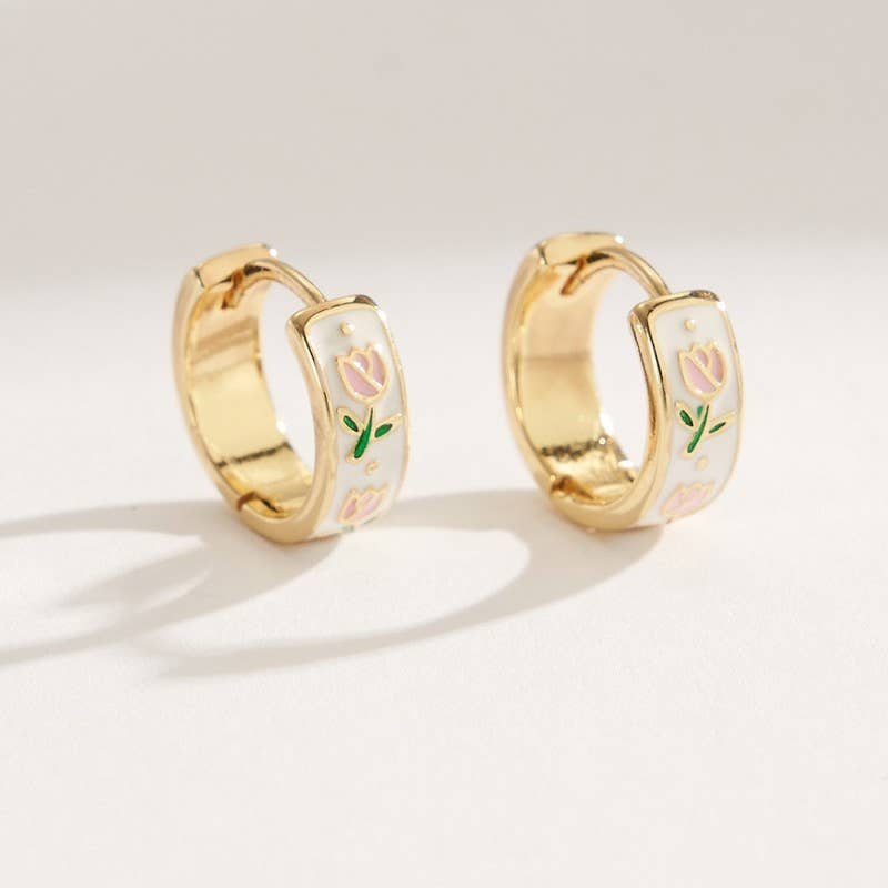 VINTAGE CLOISONNE FLORAL HUGGIE HOOP EARRINGS | 40E357
