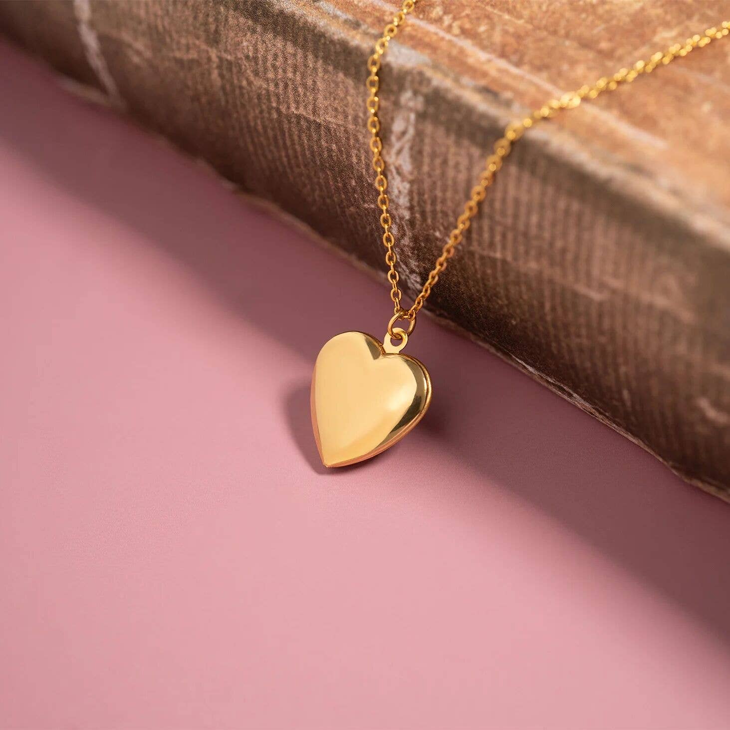 18K Gold PVD Stainless Steel Heart Locket / PDL0239
