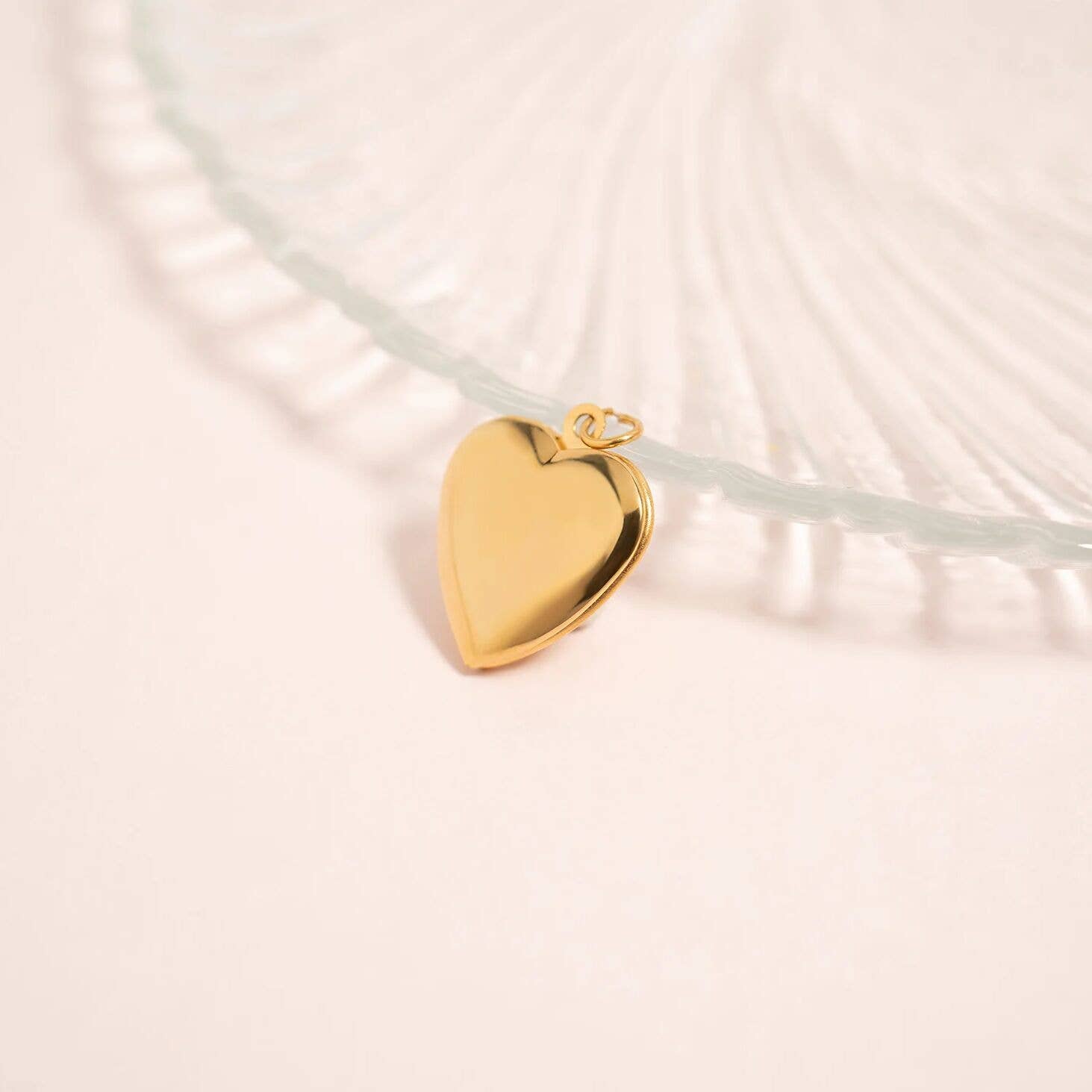 18K Gold PVD Stainless Steel Heart Locket / PDL0239
