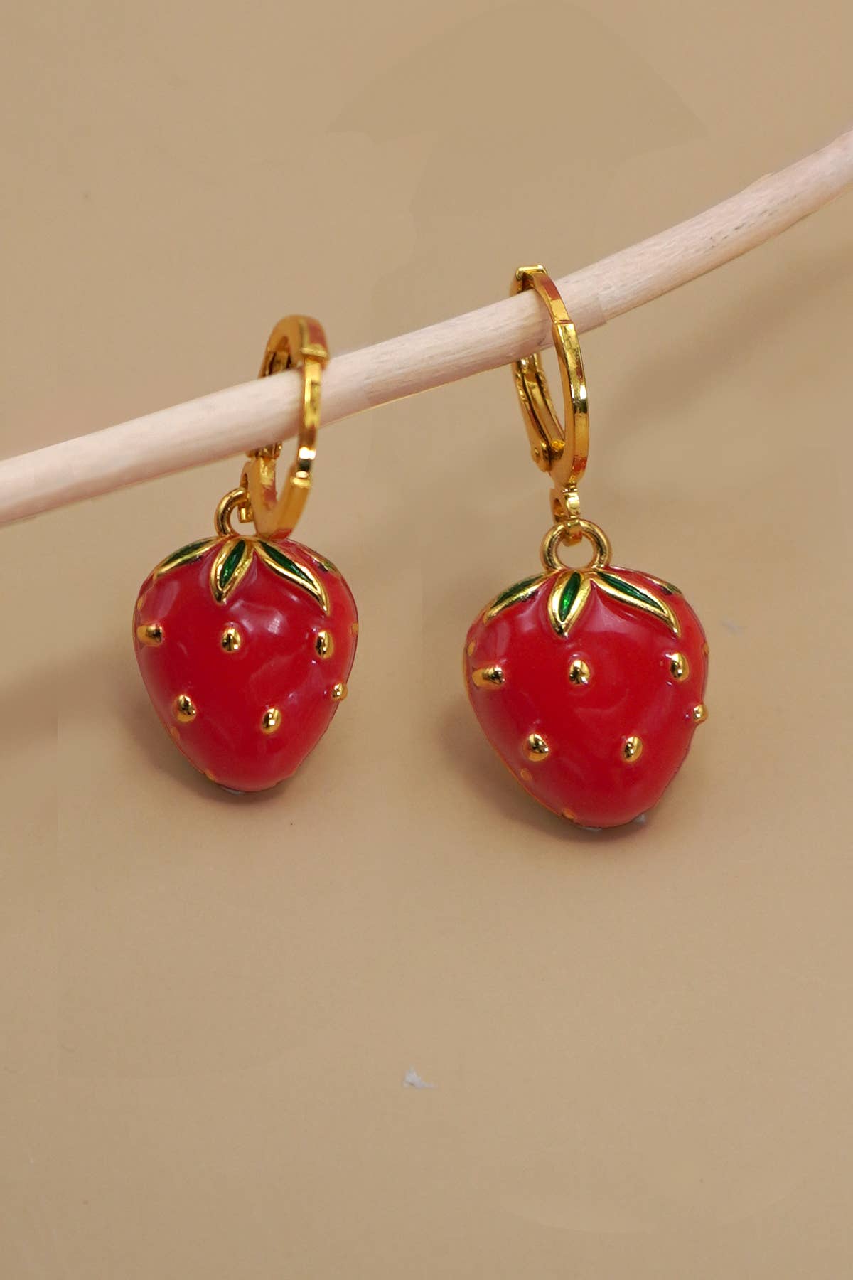 PLAYFUL COTTAGECORE COLLECTION EARRINGS | 40E366